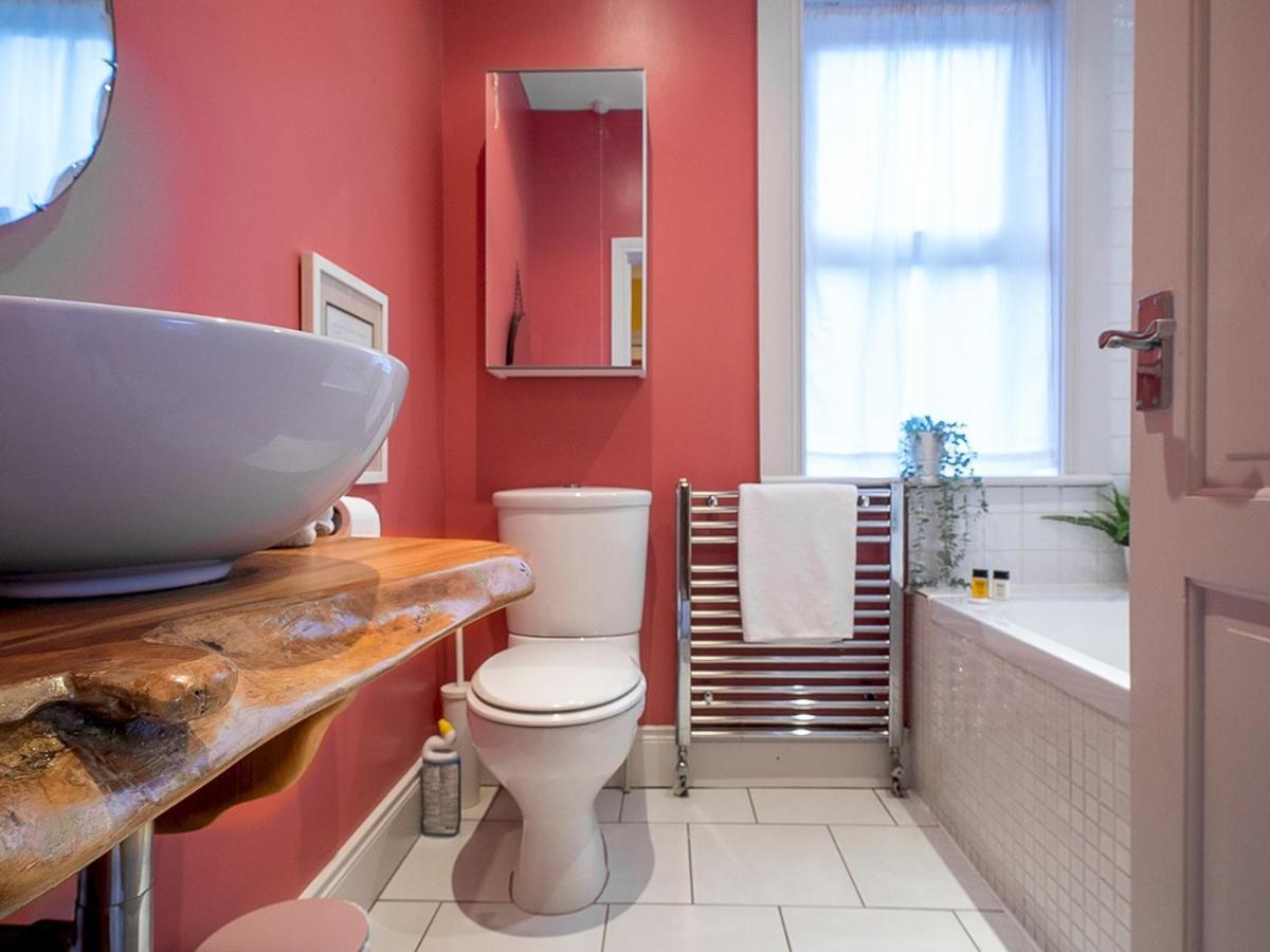 Pass The Keys Colourful, Quirky Artist-Owned 3 Bed Next To Cafes Villa Belfast Exterior photo